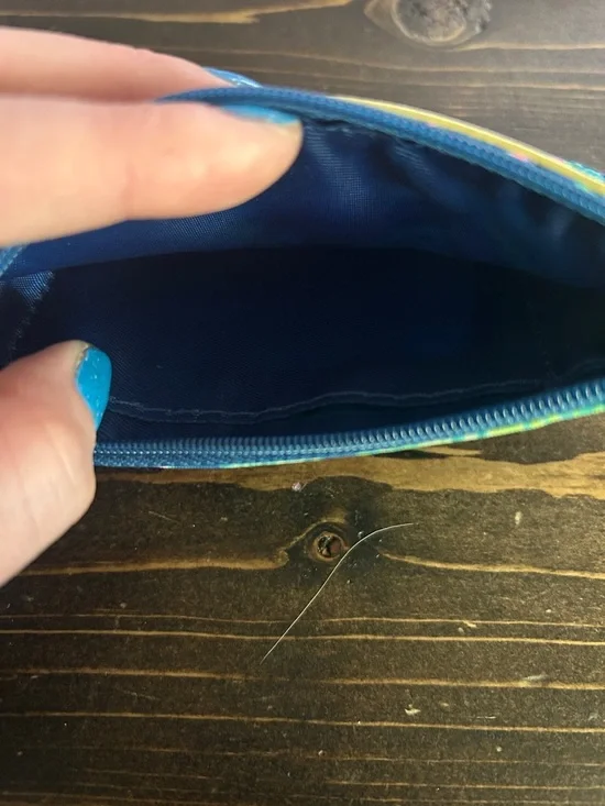 Lilly Pulitzer Navy Floral Keyring Zip Wristlet with Gold Accent - Picture 3 of 3